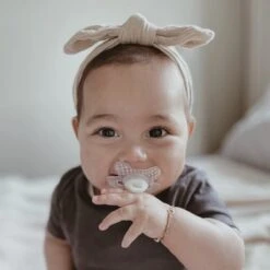 Difrax Fopspeen 0-6 Maanden Dental - Glow In The Dark - Orthodontische Speen - 1 Stuk -Jollein Winkel 1200x1200 3