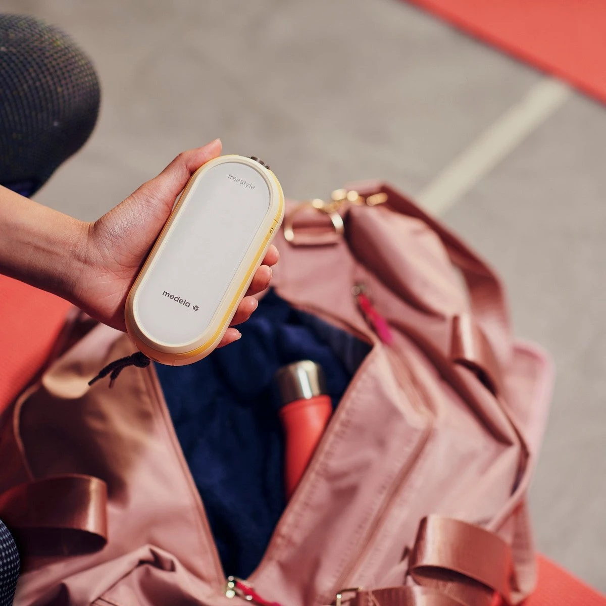 Medela Freestyle Flex Borstkolf Kolfapparaat Dubbele Elektrisch Kolf Compact En Licht - Oplaadbare Accu - USB Lader - Registratie Via De Medela Family App 9 Medela Freestyle Flex Borstkolf Kolfapparaat Dubbele Elektrisch Kolf Compact En Licht - Oplaadbare Accu - USB Lader - Registratie Via De Medela Family App - Afbeelding 9