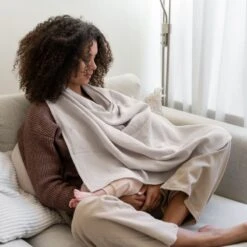 Doomoo Basics - Mom'n Play Tetra Almond - Veelzijdige Borstvoedingsdoek - Biokatoen -Jollein Winkel 1200x1200 895