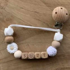 Speenkoord Met Naam | Gepersonaliseerd | Bloem - Hout | Kraamcadeau | Baby | Speenclip | Speenketting | Bebbes