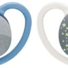 Nuk Space Night- Siliconen Fopspenen, 2st. Set- Gloeit In Het Donker 18-36 Maanden