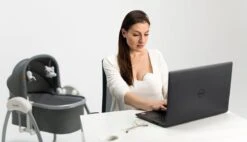 Lionelo Fidi Free - Elektrische Borstkolf - 2 Werkingsstanden - Massagefunctie - 5 Versstelbare Niveaus Van Kracht - 3 Verschillende Maten Van Siliconen - Capaciteit Van 150 Ml - Energiebesparend - Stille Werking - Timer -Jollein Winkel 1200x692 2