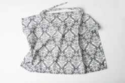 Udder Covers Borstvoedingsdoek - Voedingsdoek - Grace - Grijs Wit Print 11 Udder Covers Borstvoedingsdoek - Voedingsdoek - Grace - Grijs Wit Print -Jollein Winkel 1200x798 10