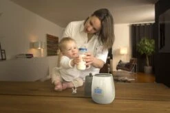 Alecto BW-700 - Snelle Digitale Flessenwarmer 500W Voor Opwarmen, Steriliseren En Ontdooien - Inclusief Stoomkap - Bediening Via Display - Wit -Jollein Winkel 1200x800 50