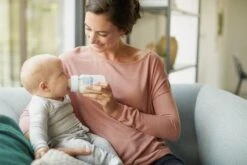 Philips Avent SCF813/14 Anti-Colic Babyfles - Met AirFree Ventiel - 260 Ml - 1 Stuks -Jollein Winkel 1200x800 56