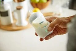 Philips AVENT SCH820/00 - BLUETOOTH - Slimme Babyfles - Houd Alle Voedingen Bij - Voor Apple Ios -Jollein Winkel 1200x800 69
