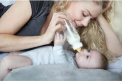 Natursutten - Glazen Drinkflessen - 240 Ml - 2 Stuks -Jollein Winkel 1200x804 2