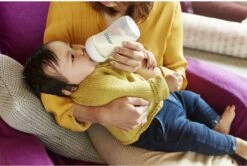 Philips Avent Natural Babyfles - SCF034/27 Babyfles (1m+) Voor Langzame Toevoer - 2x 20 Philips Avent Natural Babyfles - SCF034/27 Babyfles (1m+) Voor Langzame Toevoer - 2x -Jollein Winkel 1200x808