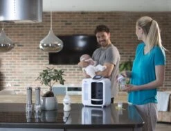 Tommee Tippee Perfect Prep Day & Night - Automtische Flessenbereider - Digitaal Display - Instelbaar Volume - Zwarta -Jollein Winkel 1200x919 1